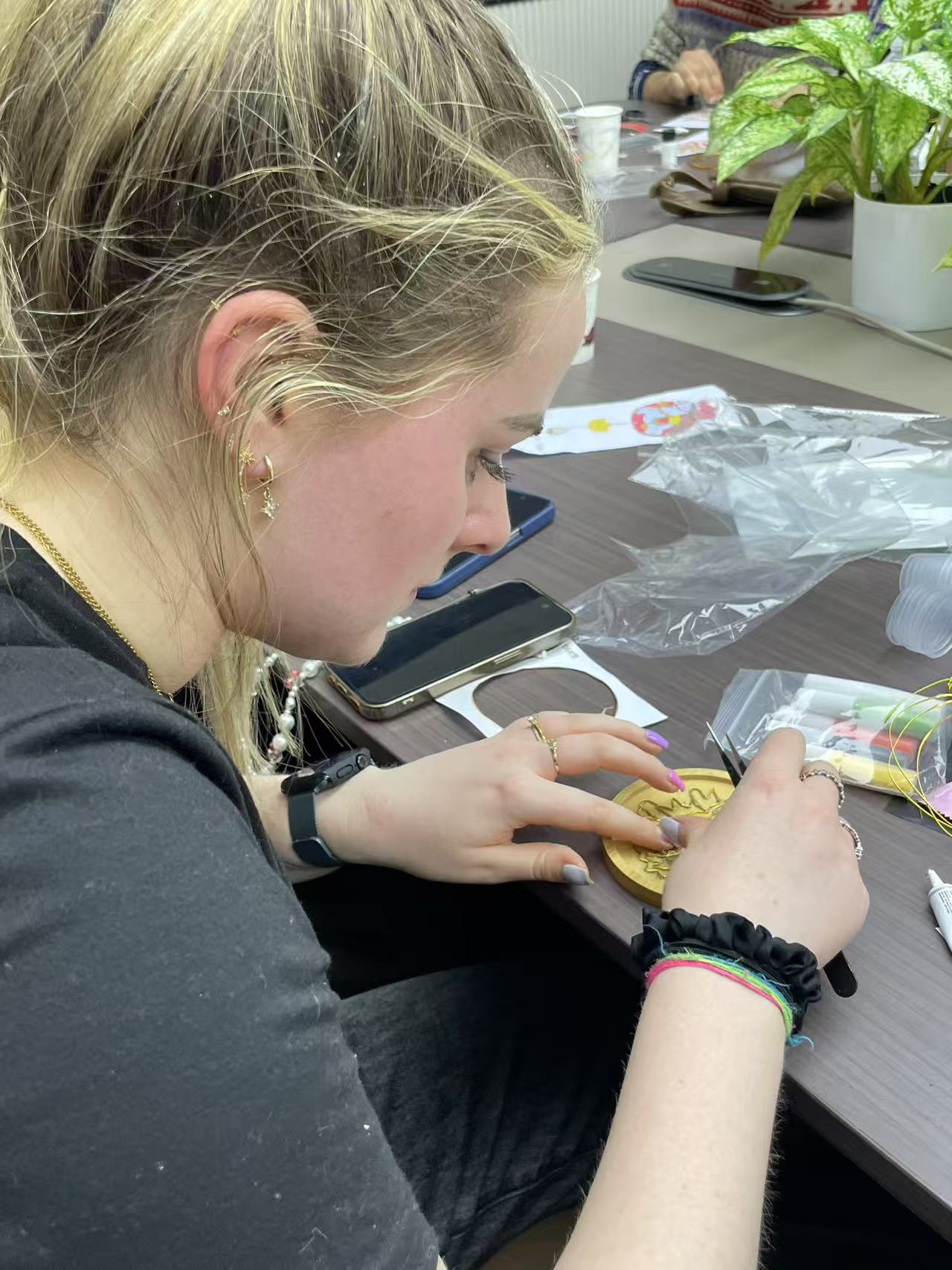 Cloisonne craft activity